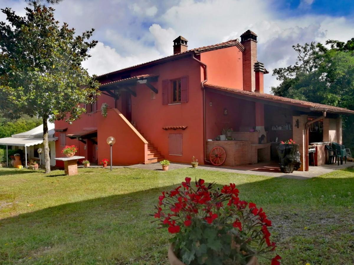 הוילה פאלאיה Agriturismo Montemari מראה חיצוני תמונה